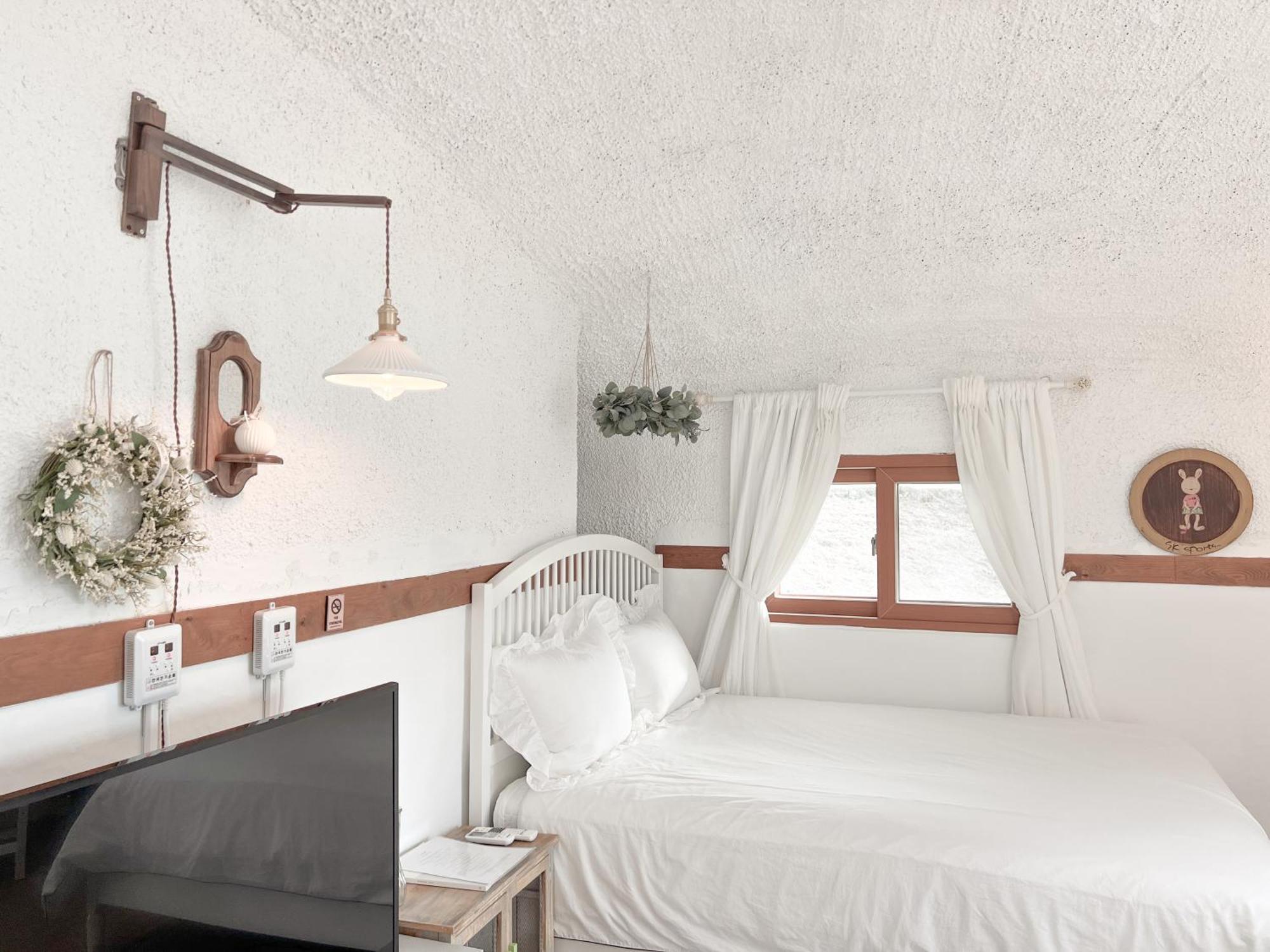 Country House Exclamation Mark & Comma Namhae Ngoại thất bức ảnh